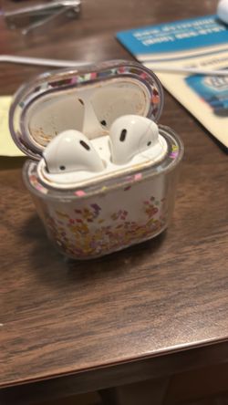 AirPod 1st generation with case