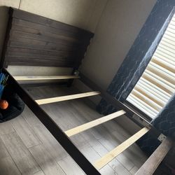 Fill Size Wood Bed
