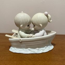 Precious Moments “Friends Never Drift Apart”