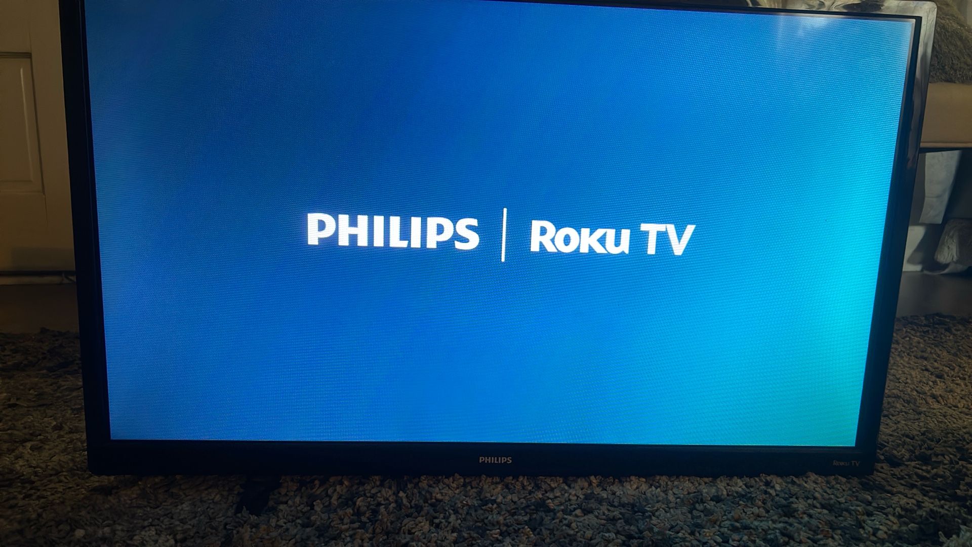 Philips Roku TV 32inch