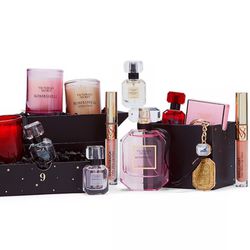 Victoria Secrets Products , New Set In Large Parfum Box Full Of Products