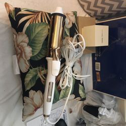 Kristen Was Soft Bend 2” Curling Iron $35 OBO