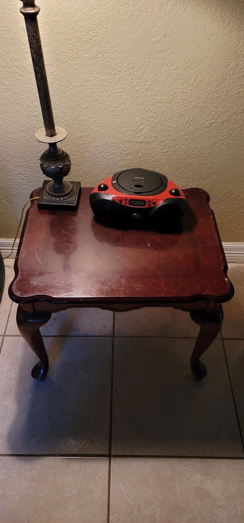 Table & Bluetooth radio