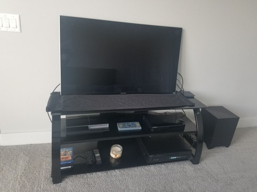 TV Stand w/ 2 shelves