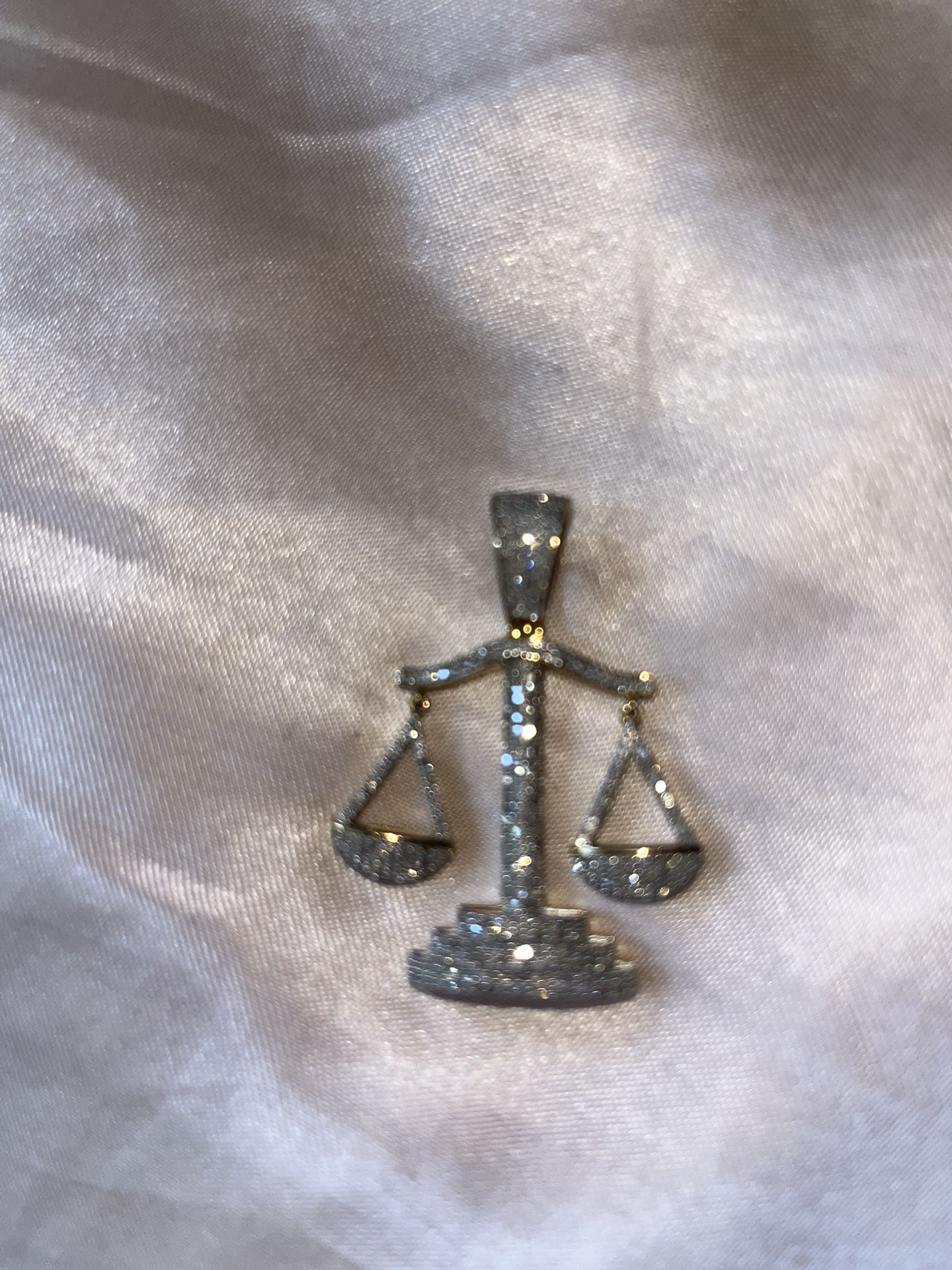 10k Solid Gold Pendant. SI Lab Grown Diamonds.