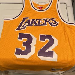 Lakers Jersey