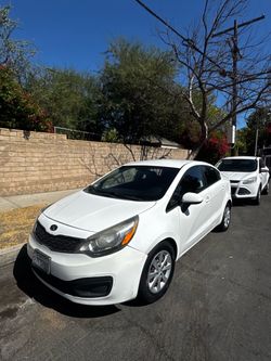 2013 Kia Rio LX Sedan – Clean & Reliable