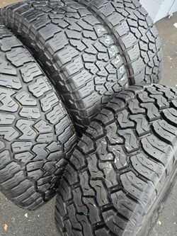 4 used tires Lt285 70r17 
3 FalkenWldpeakAT3
1 toyo OpenCountry CT
$280.00 all 4