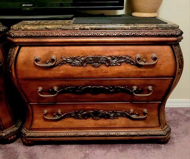 Bombay Chest W/ Granite Top 3 Drawer Commode Dresser