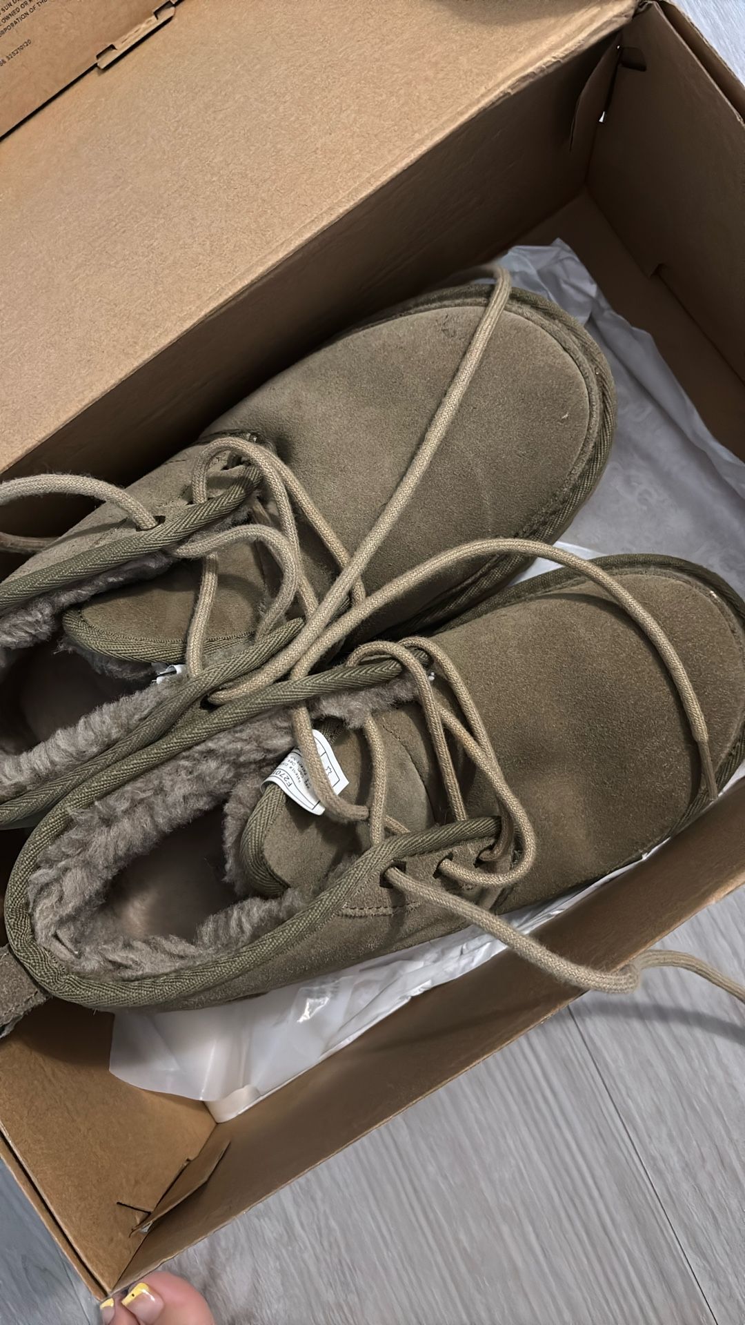 Ugg Neumel