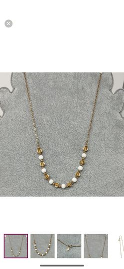Sarah Coventry Vintage Gold and White Beaded Necklace