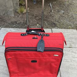 Travel Pro Suitcase 