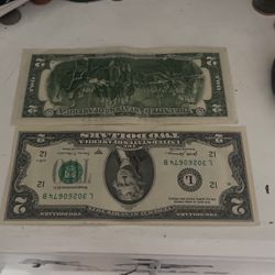 Old 2 Dollar Bills 