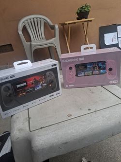 Backbone Pro controls and backbone pro-pink