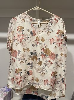 Woman’s Blouse
