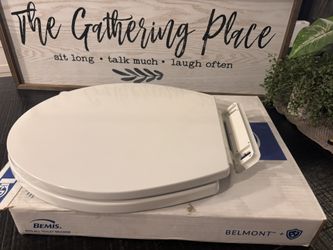 Belmont Round Slow Close Enameled Wood Never Loosens with Clean Seal Hinge Toilet Seat in White