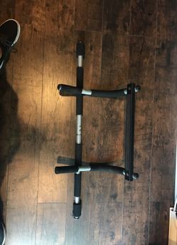 Pull up bar