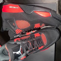 Air Jordan 4 “Red Thunder”