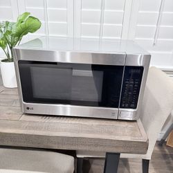 LG Microwave 
