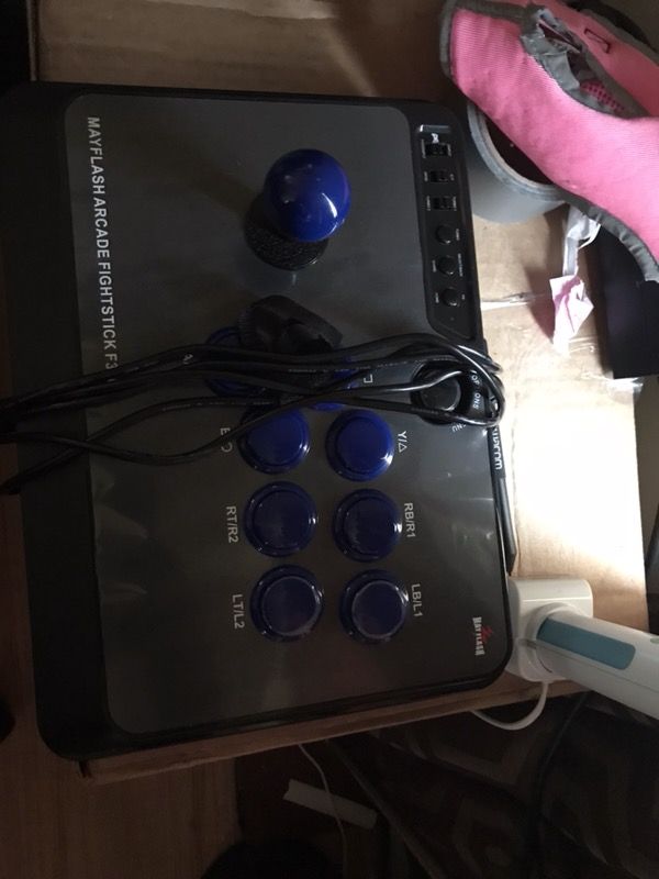 Mayflash f300 arcade stick Just bought play w for an hour or so