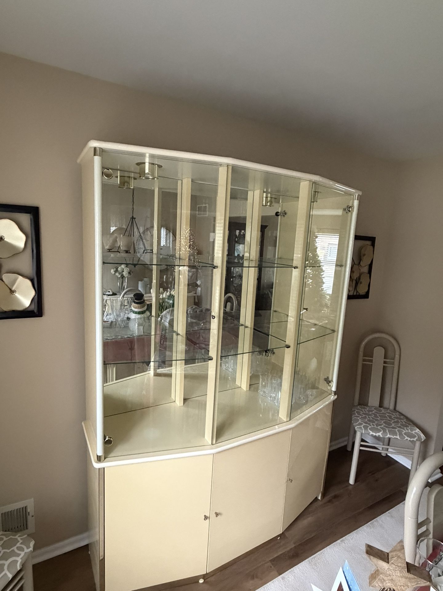Buffet Cabinet & Hutch (China Cabinet) FREE