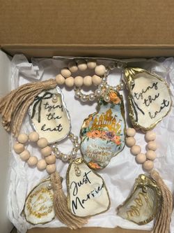 Handmade oyster shell ornaments – tying the knot/engagement/wedding/coastal decor