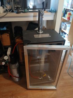 CO2 minikeg fridge