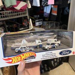 Hot Wheels Premium Ford Race Team Box Set