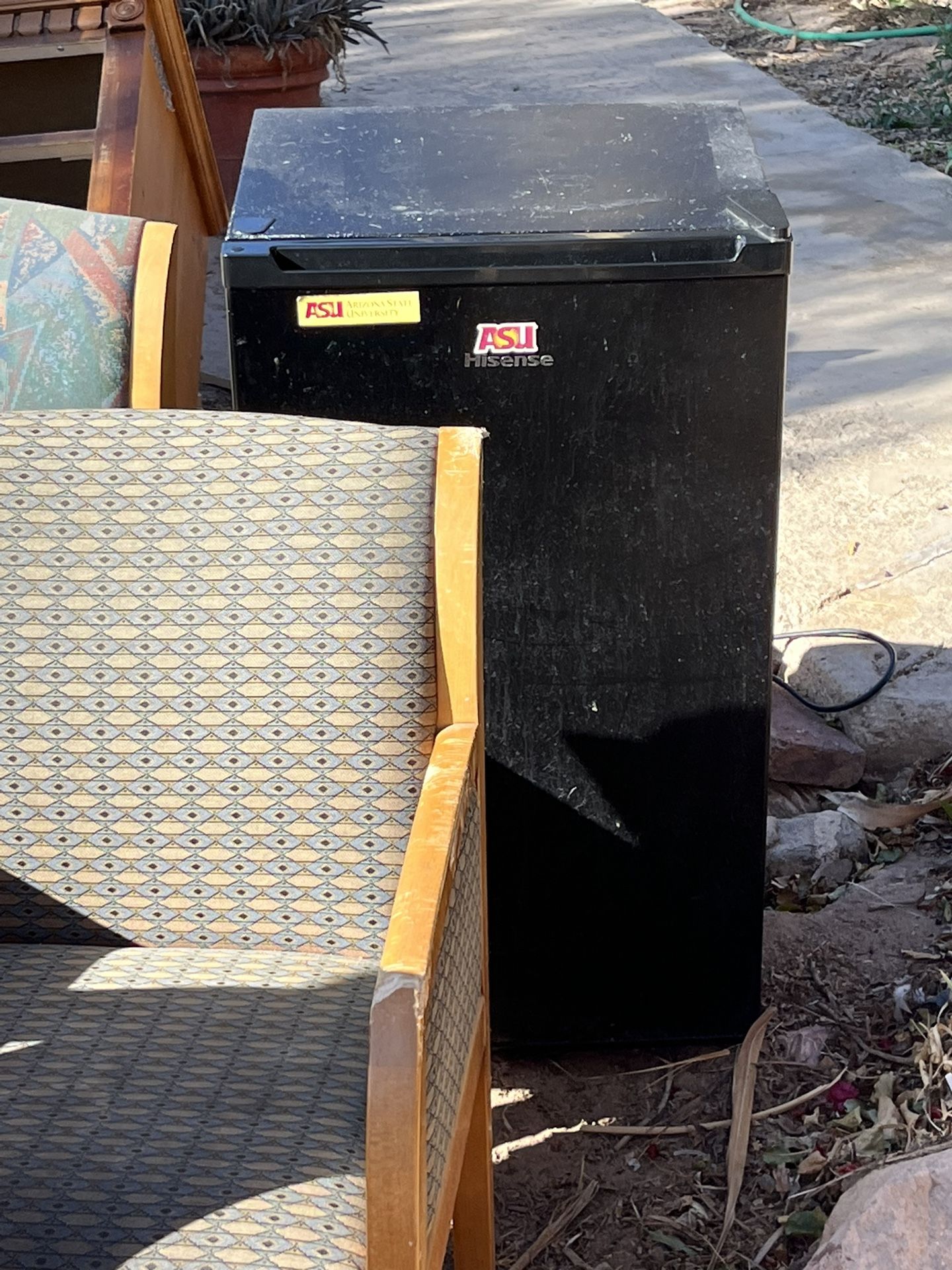 Free Chairs /Mattress / Small Fridge / Clothes Ysed And New
