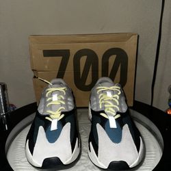 Yeezy 700