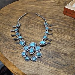 NAVAJO Squash Blossom Necklace