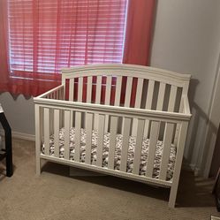 Simmons Kids SlumberTime Emma 4-in-1 Convertible Crib – White + Sealy Mattress