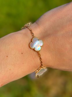 18k yellow gold Van cleef Alhambra style Pink Mother of pearl 5 motifs clover shape stone bracelet