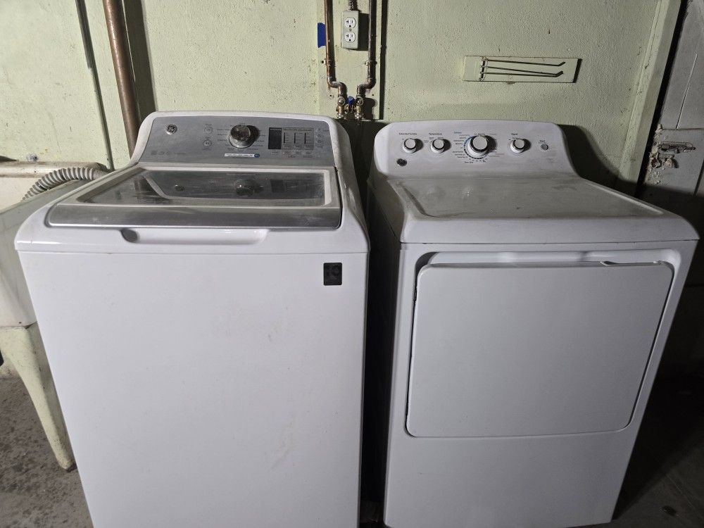 Washer Amd Dryer