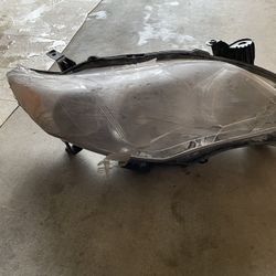 2009 Corolla Headlight