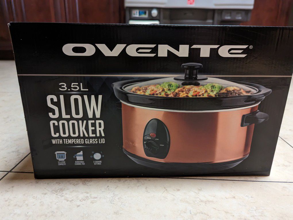 OVENTE 3.5L Slow Cooker With Tempered Glass Lid, Removable Ceramic Pot, 3 Cooking Settings - Brand New!
