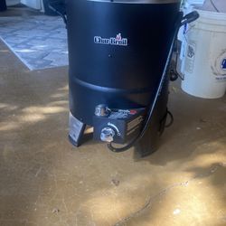 The Big Easy Char Broil Turkey Air Fryer 