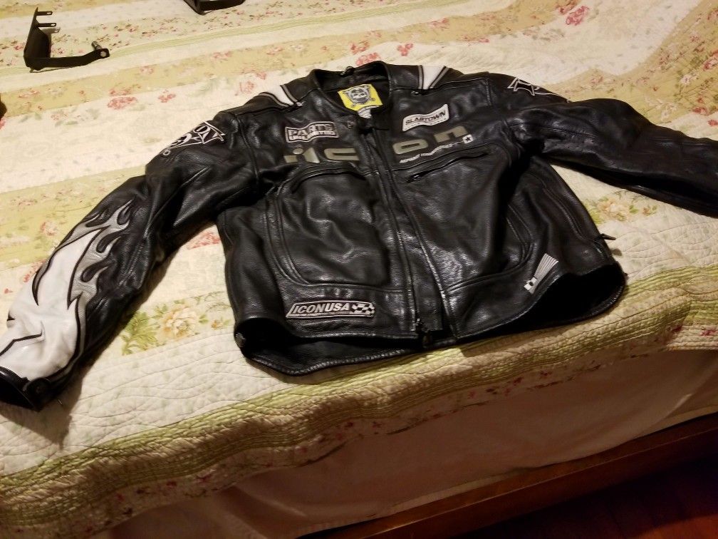 Icon crest motorcycle jacket