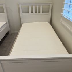 IKEA HEMNES Twin Bed Frame with LÖNSET Slatted Bed Base and MAUSUND Natural Latex Mattress