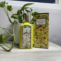 Gucci Flora 