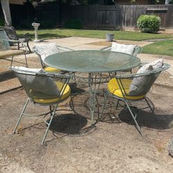 Vintage Metal Patio Furniture 