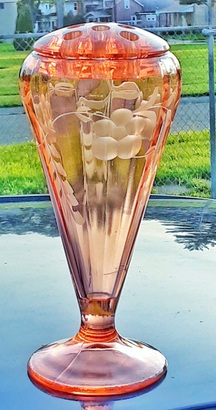 Art Deco Elegant Pink depression Glass Etched Flower Frog Vase 