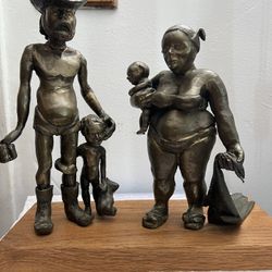 AMERICAN FAMILY/ SATIRICAL ART