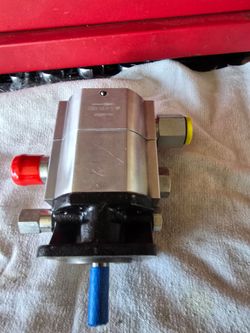 Hydraulic gear pump cBna 13.0/4. 2