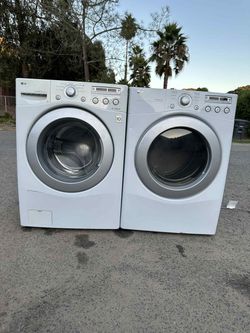 LG washer and dryer laundry