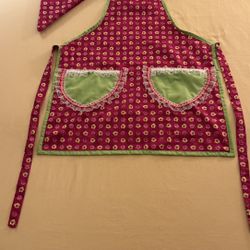 Handmade Apron (Magenta with flower patterns)