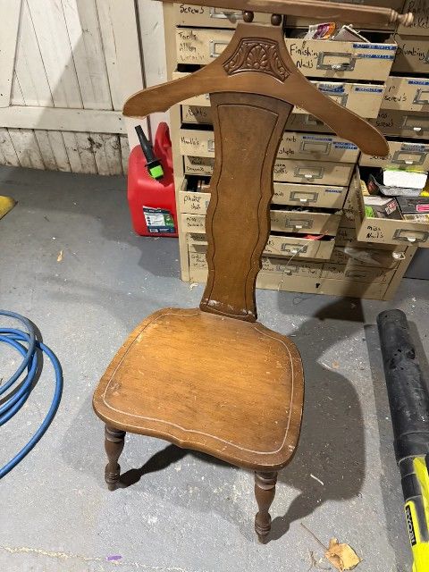 Vintage Gentle Men's Chair
