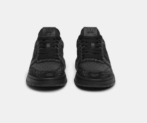 Amari shoes