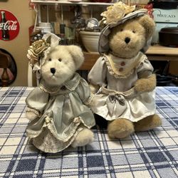 Pair Of Boyd’s Bear “ Best Dressed “ Collection  Plush
