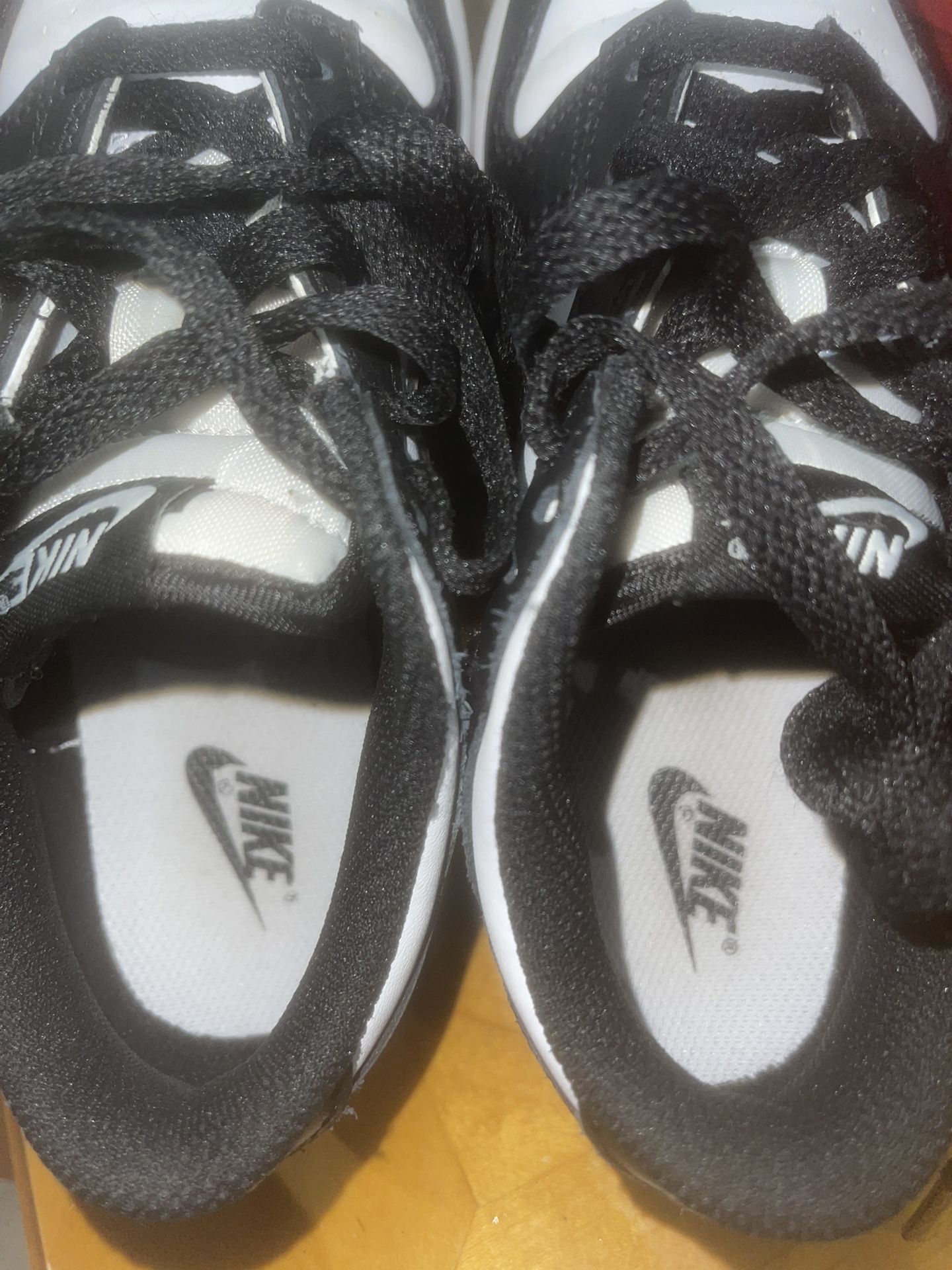 Kids Nike Dunks(Panda) SIZE 1Y